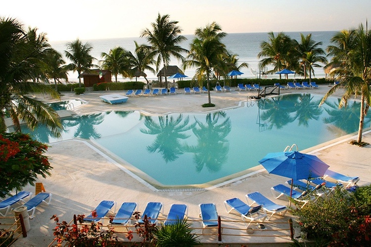 Akumal Bay Beach and Wellness Resort 3 Akumal Bay Beach and Wellness Resort Pools